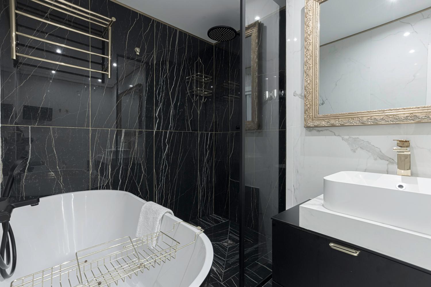 Luxury Maubourg - Vue Mer - Croisette 50M Plage - Clim - Terrasse Cannes Bagian luar foto